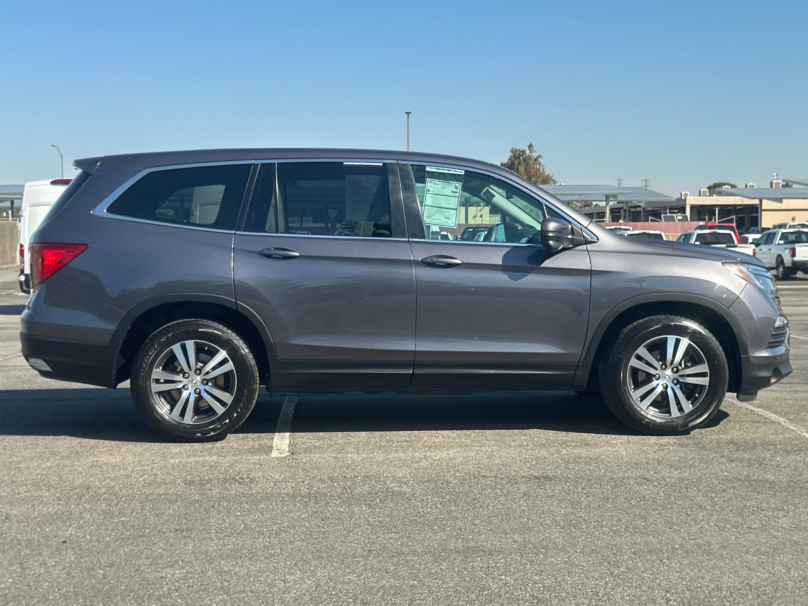 2017 Honda Pilot EX photo 2