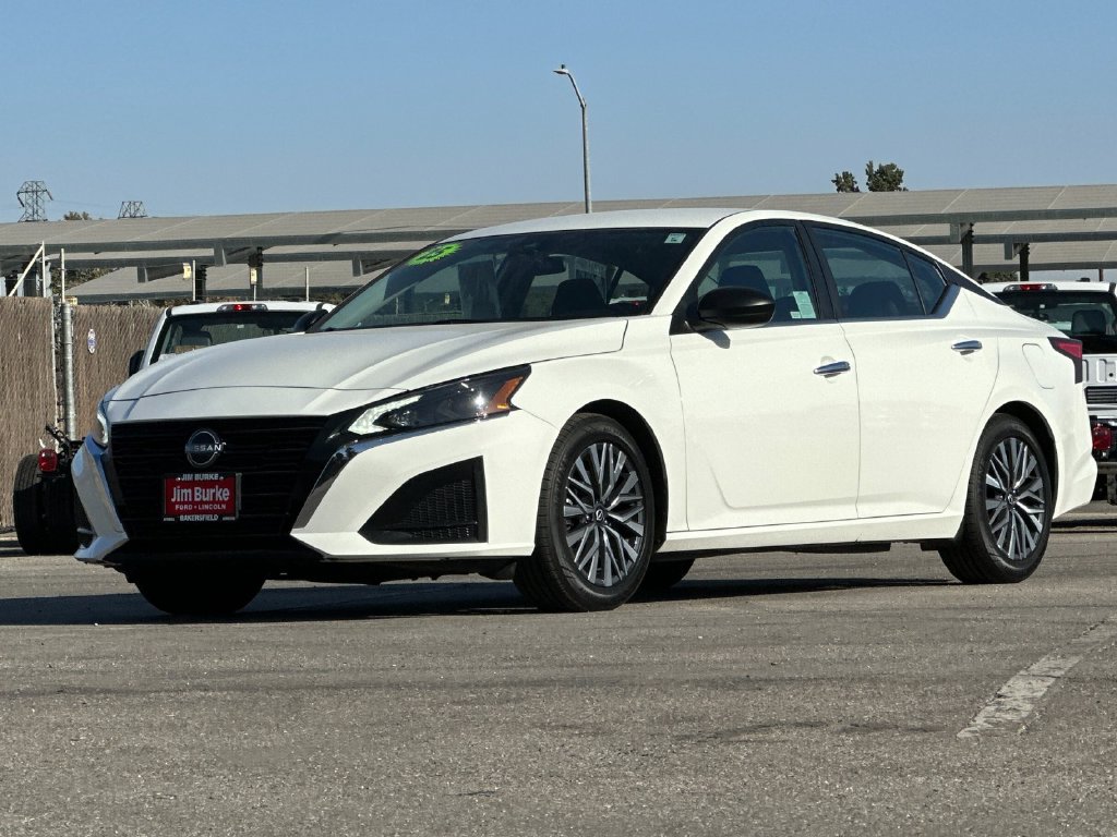2025 Nissan Altima