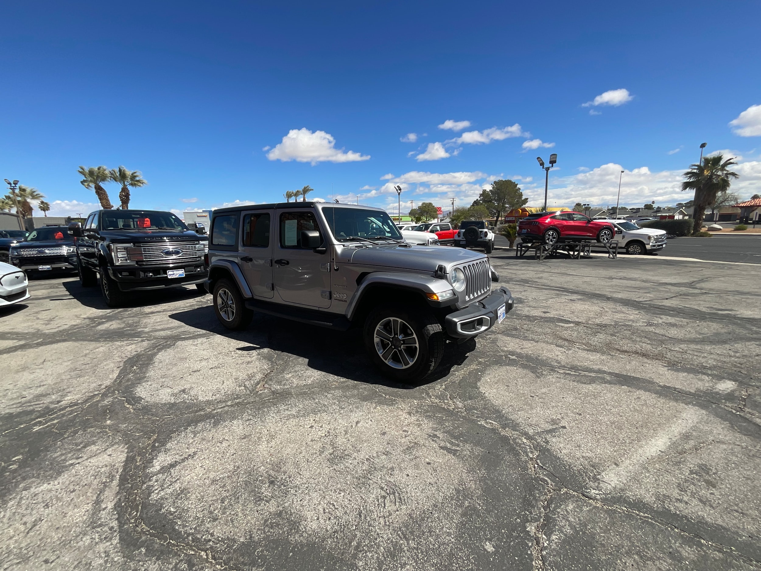 Used 2020 Jeep Wrangler Unlimited Sahara with VIN 1C4HJXENXLW230157 for sale in Ridgecrest, CA