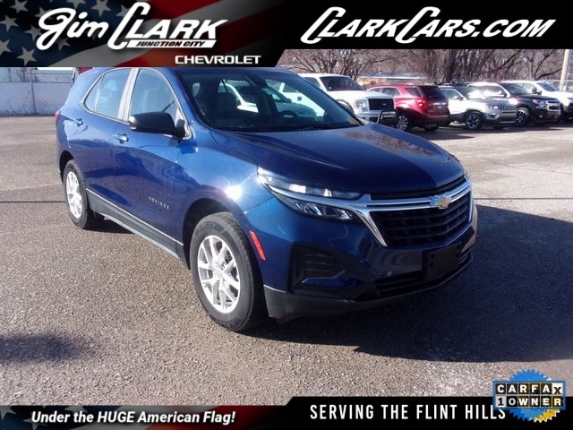 2023 Chevrolet Equinox LS's photo