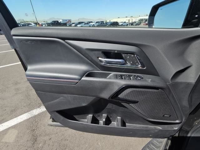 Used 2025 Chevrolet Silverado EV RST with VIN 1GC402EL6SU408689 for sale in Junction City, KS