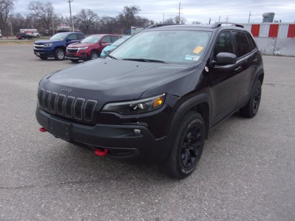 Used 2021 Jeep Cherokee Trailhawk SUV