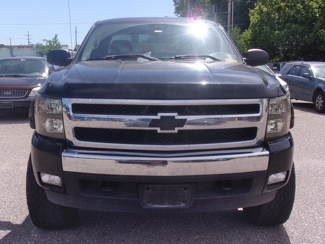Used 2008 Chevrolet Silverado 1500  with VIN 1GCEK19J08Z255188 for sale in Junction City, KS