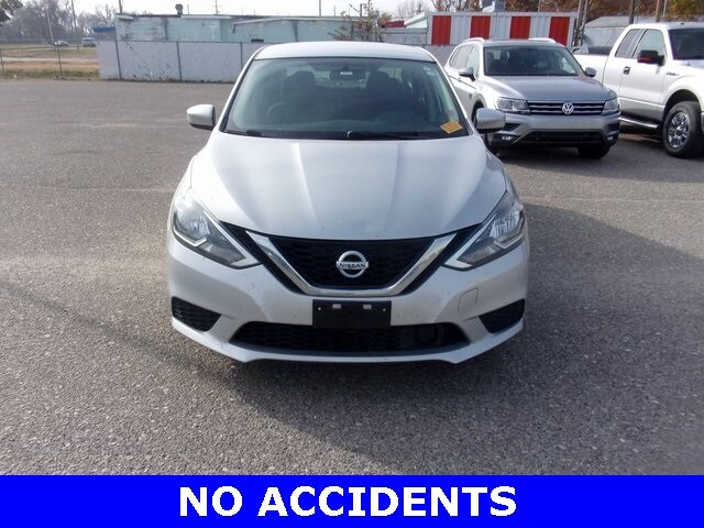 2018 Nissan Sentra SV photo 2