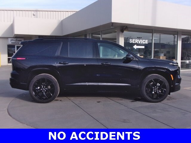 2024 Chevrolet Traverse RS photo 2