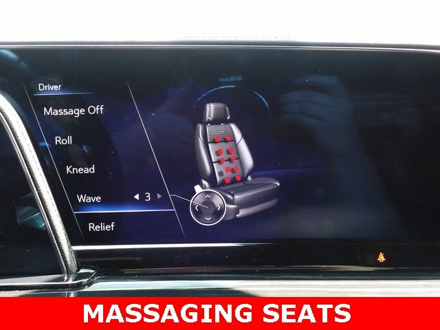 2023 Cadillac Escalade V-Series - Photo 34