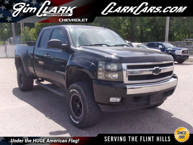 2008 Chevrolet Silverado 1500's photo