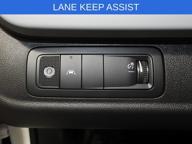 2027 Chevrolet Bolt LT - Photo 9