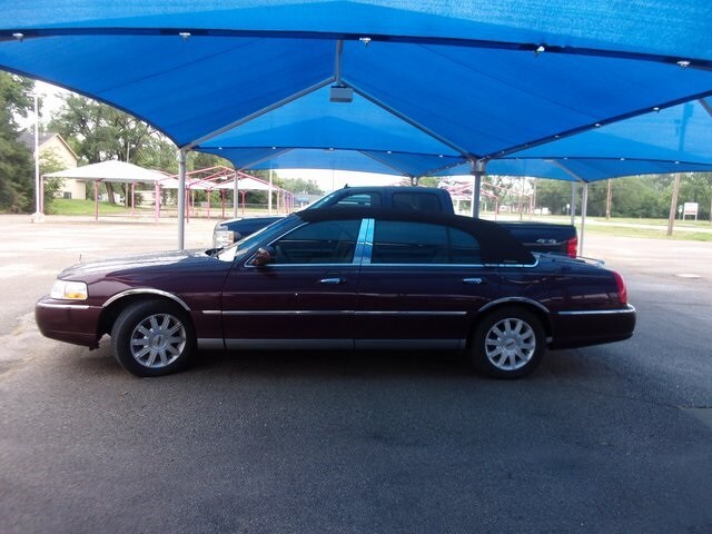 2006 Lincoln Town Car Executive photo 4