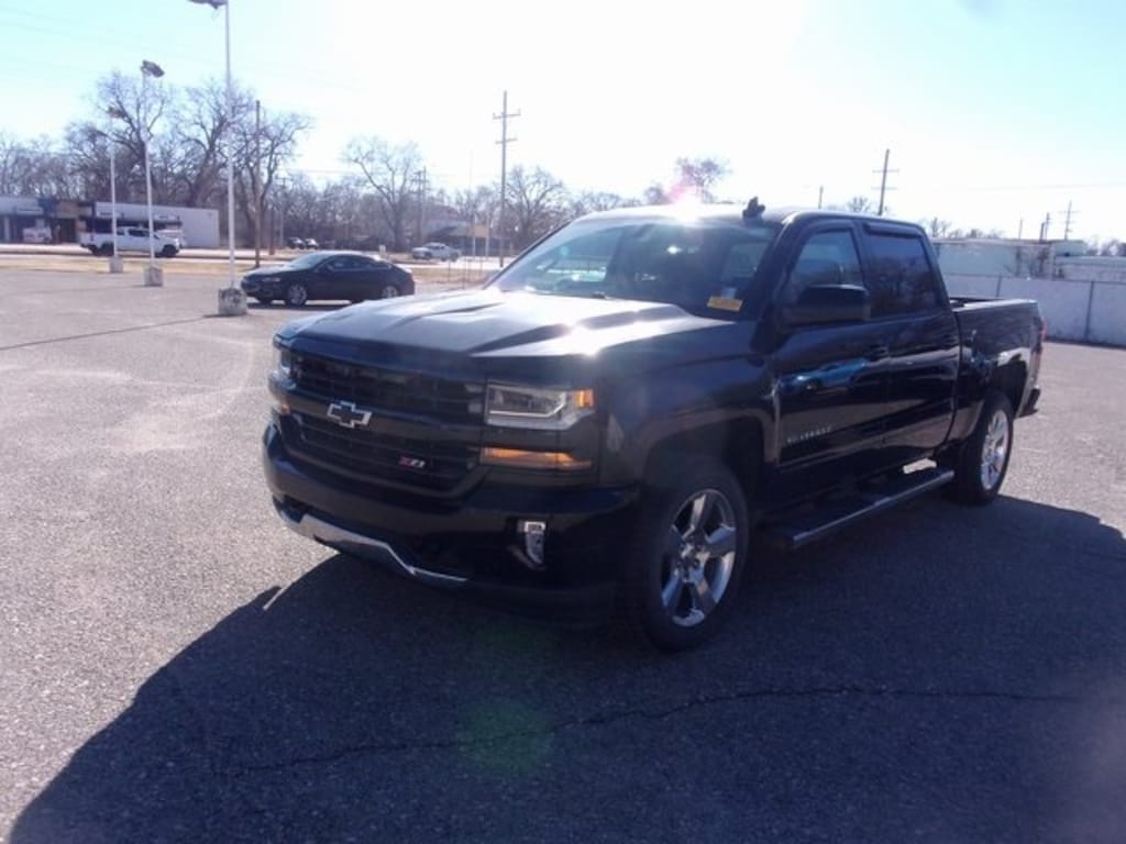 Used 2017 Chevrolet Silverado 1500 LT Truck
