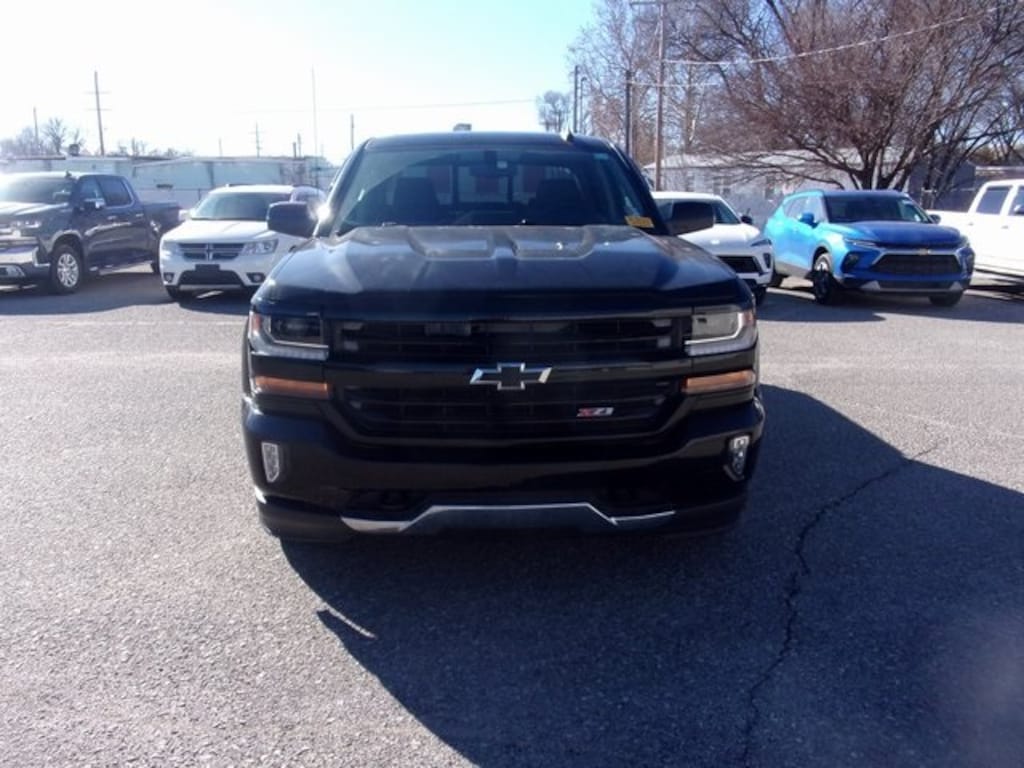 Used 2017 Chevrolet Silverado 1500 LT Truck