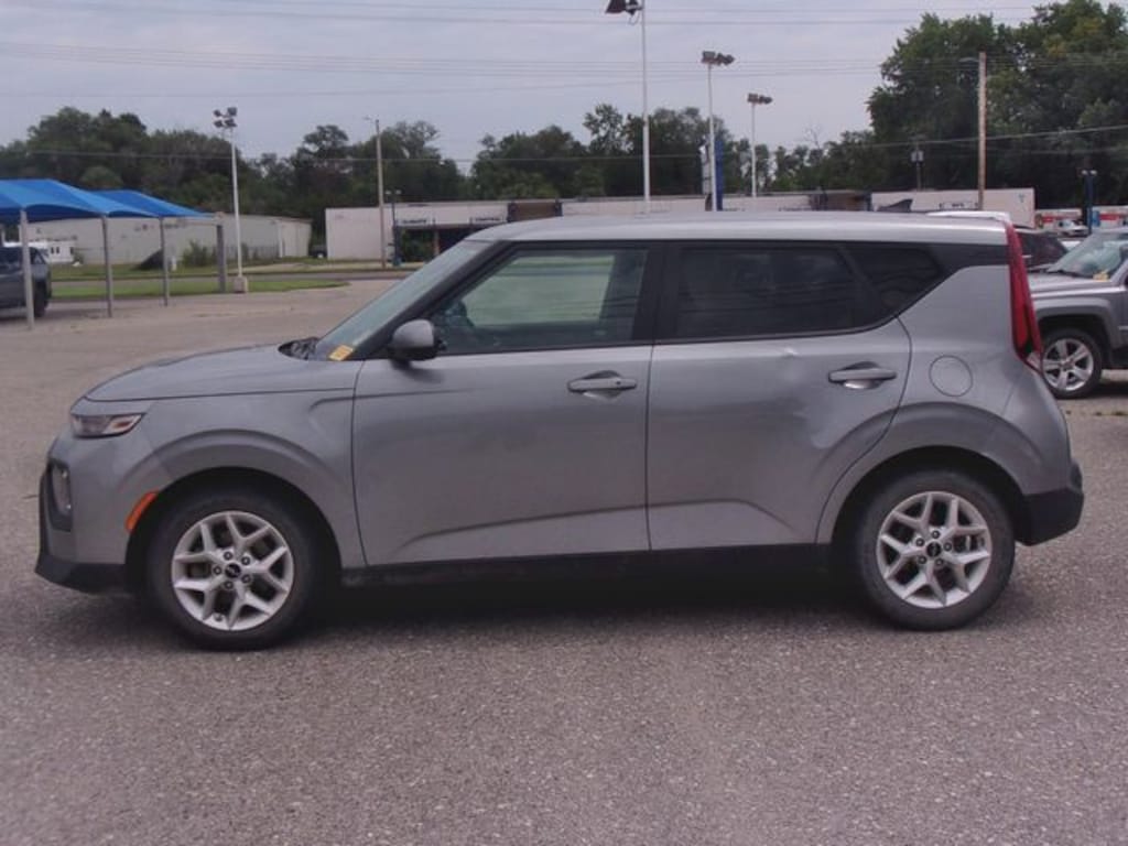 Used 2022 Kia Soul S Hatchback
