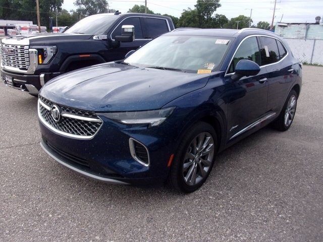 2023 Buick Envision Avenir photo 3