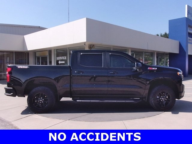 Used 2021 Chevrolet Silverado 1500 LT Trail Boss with VIN 1GCPYFED1MZ231013 for sale in Junction City, KS