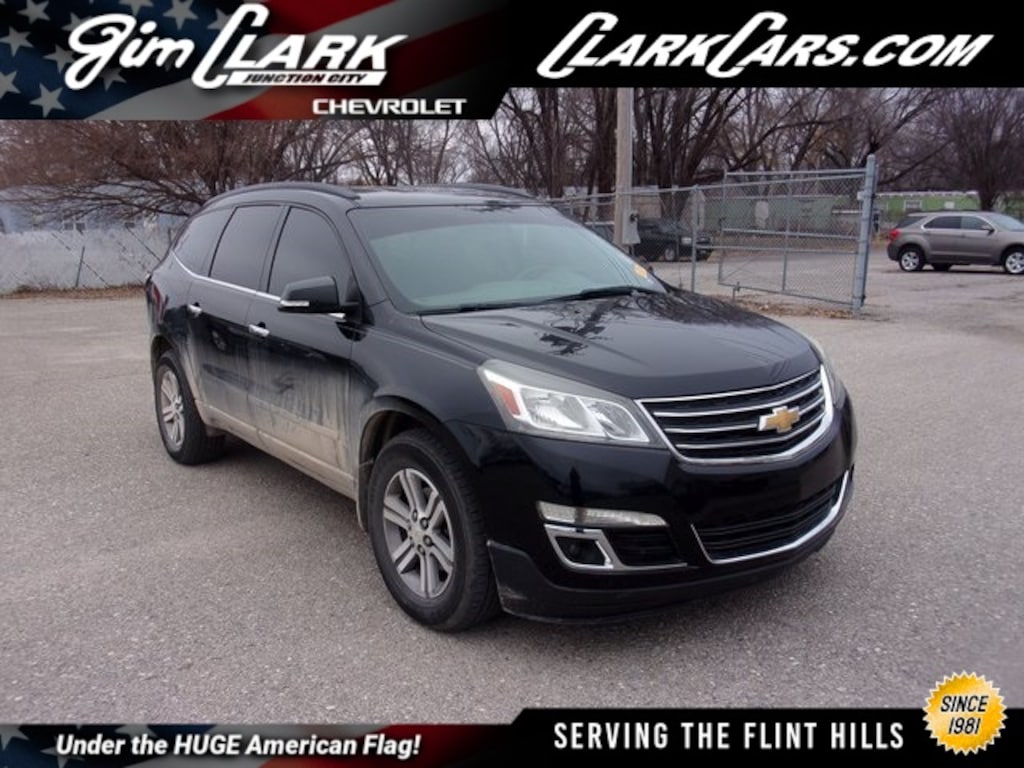 Used 2017 Chevrolet Traverse LT SUV