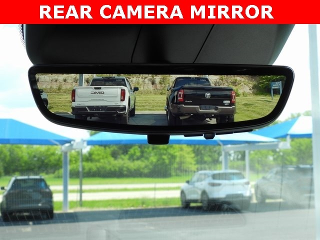 2023 Cadillac Escalade V-Series - Photo 11