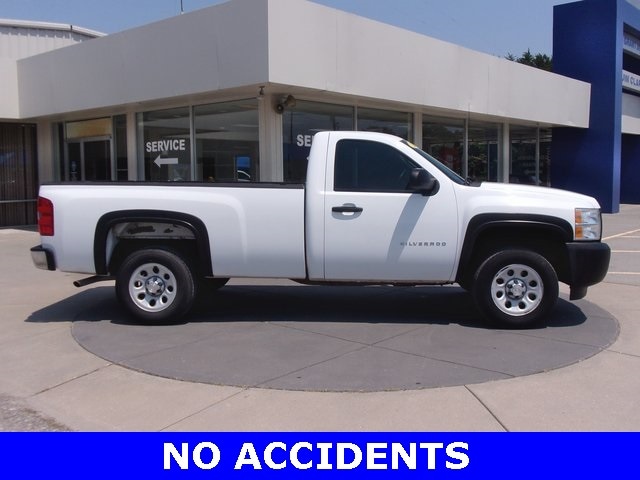 Used 2013 Chevrolet Silverado 1500 Work Truck with VIN 1GCNCPEX1DZ304645 for sale in Junction City, KS