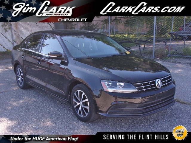 Used 2018 Volkswagen Jetta SE with VIN 3VWDB7AJ7JM206813 for sale in Junction City, KS