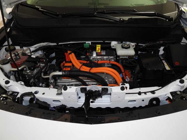 2027 Chevrolet Bolt LT - Photo 20