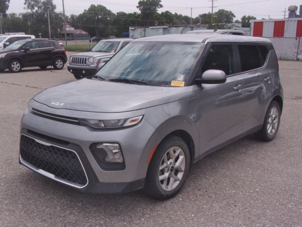 Used 2022 Kia Soul S Hatchback