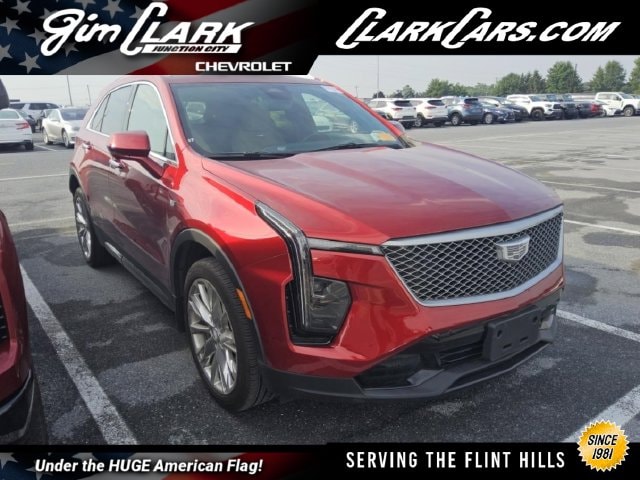 2025 Cadillac XT4 Premium Luxury