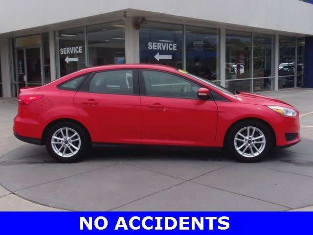 Used 2015 Ford Focus SE with VIN 1FADP3F27FL327225 for sale in Junction City, KS