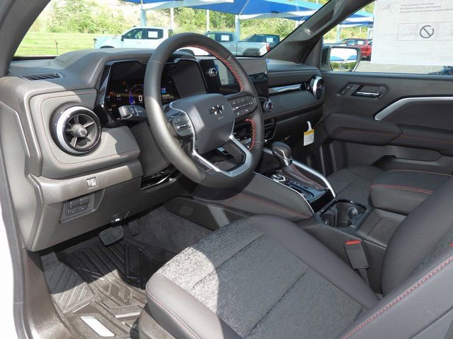2026 Chevrolet Colorado Z71 - Photo 40