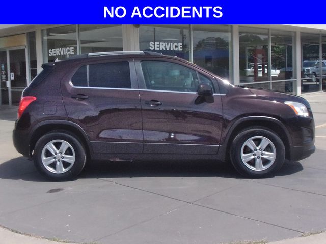 Used 2016 Chevrolet Trax LT with VIN KL7CJPSB7GB570428 for sale in Junction City, KS