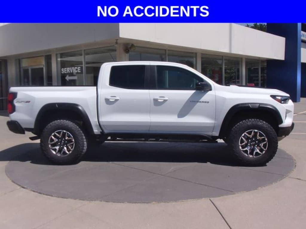 Used 2024 Chevrolet Colorado ZR2 Truck