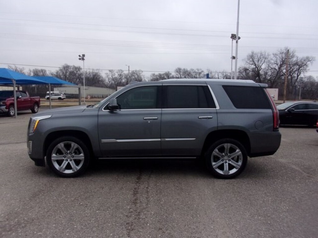 Used 2019 Cadillac Escalade Platinum Edition SUV