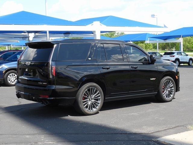 2023 Cadillac Escalade V-Series - Photo 52