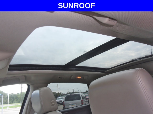Used 2010 Cadillac SRX Luxury Collection with VIN 3GYFNAEY8AS597578 for sale in Junction City, KS