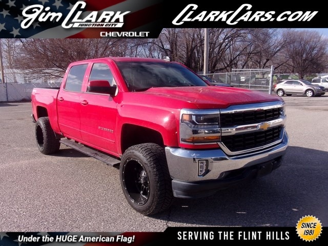 2017 Chevrolet Silverado 1500 LT's photo
