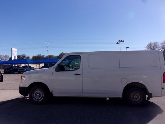 2017 Nissan NV1500 S Cargo photo 4