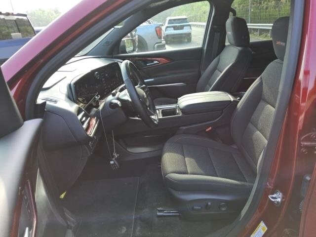 2024 Chevrolet Traverse Z71 photo 3