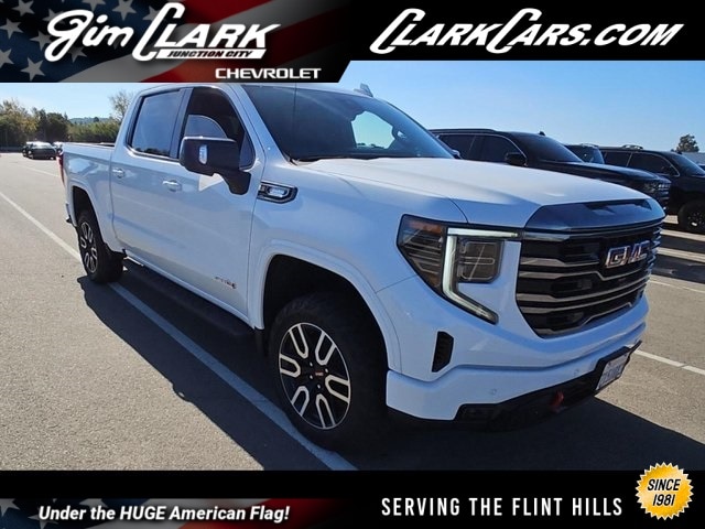 2024 GMC Sierra 1500 AT4's photo