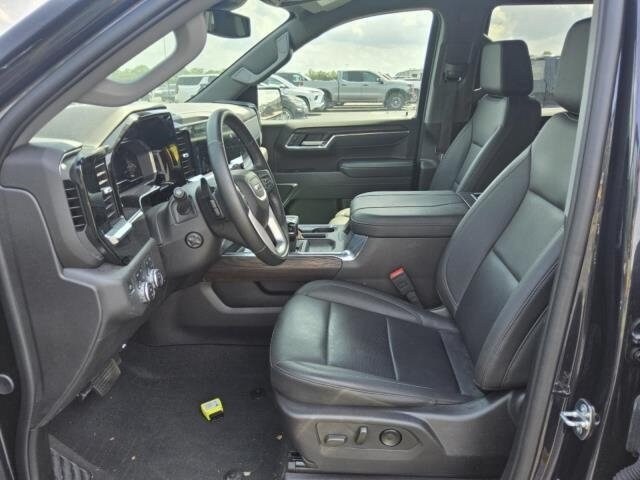 2024 Gmc Sierra SLT photo 3