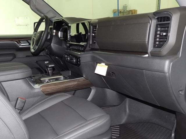 2026 Chevrolet Silverado 1500 LTZ - Photo 55