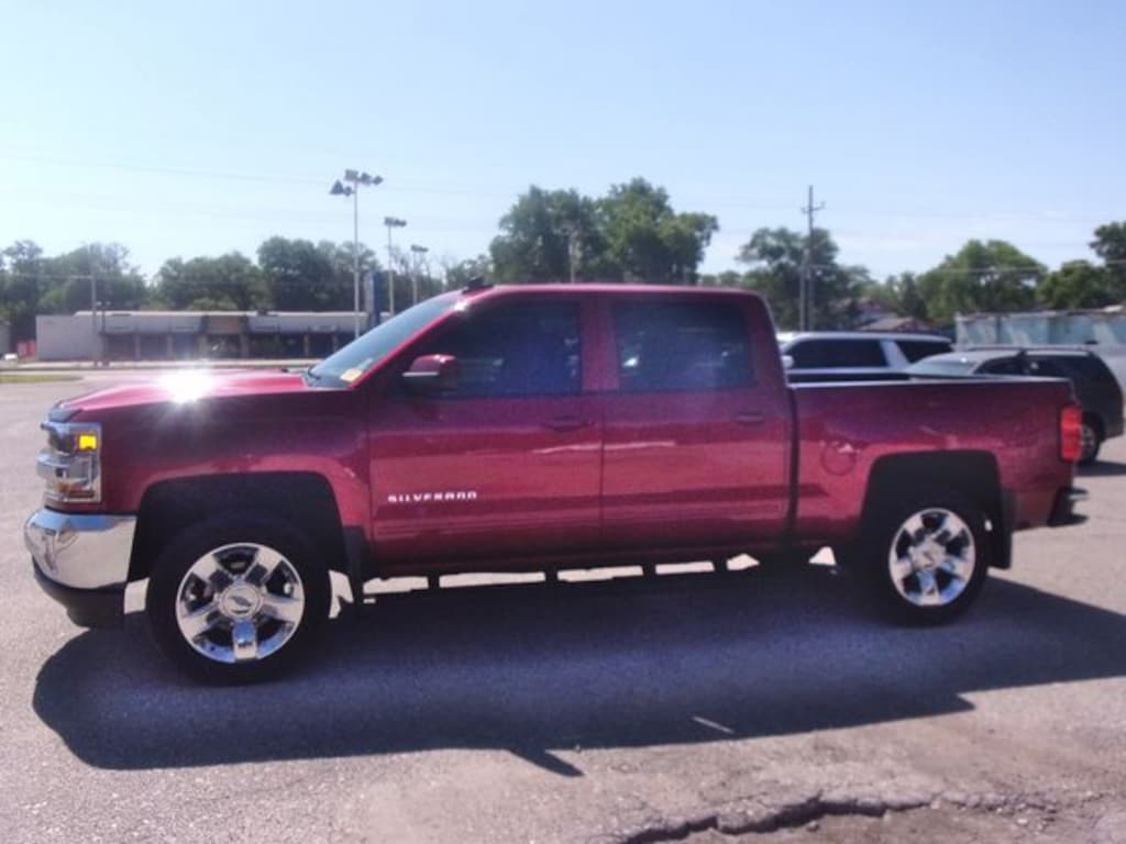 Used 2018 Chevrolet Silverado 1500 LT Truck