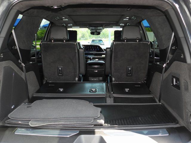 2023 Cadillac Escalade V-Series - Photo 76
