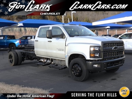 2023 Chevrolet Silverado 5500HD Work Truck Truck