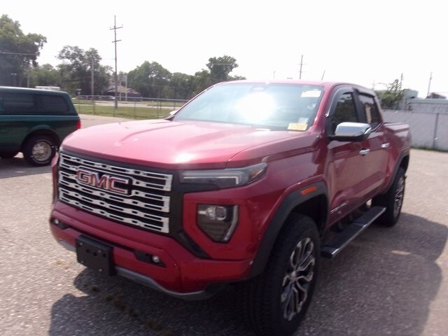 2023 Gmc Canyon Denali photo 3