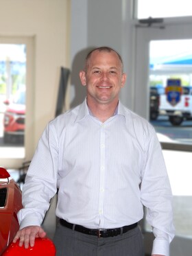 Staff member DEKE PARROTT from ID_8d6ded32bb3f