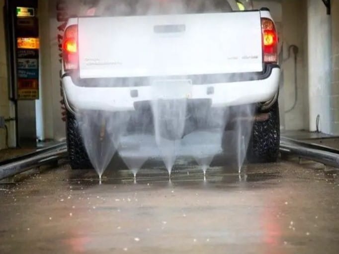 undercarriage-car-wash-3.jpg