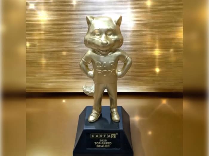 golden%20smol%20pic.jpg