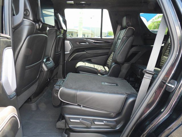 2023 Cadillac Escalade V-Series - Photo 70
