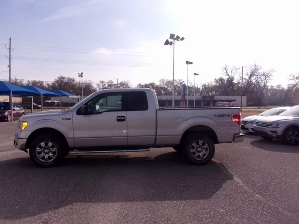 Used 2010 Ford F-150 XLT Truck
