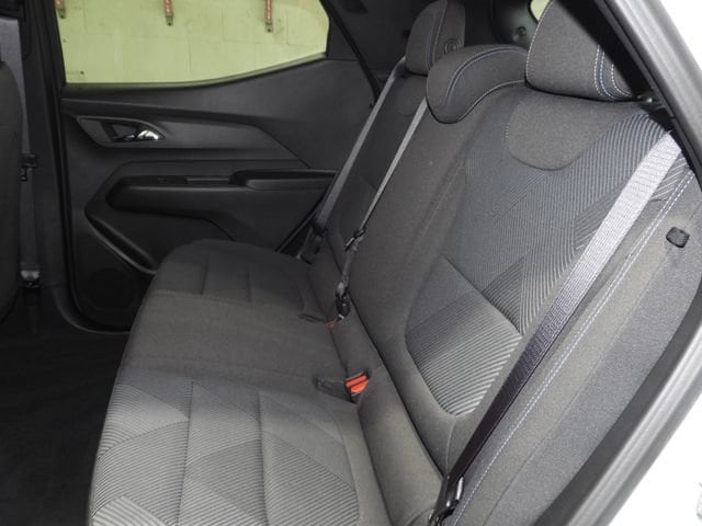 2027 Chevrolet Bolt LT - Photo 28