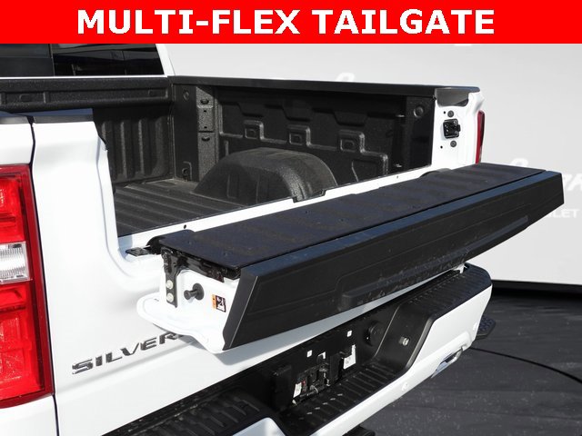 2026 Chevrolet Silverado 1500 High Country photo 3