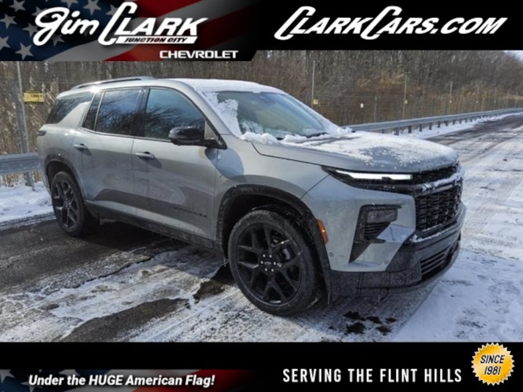 Used 2024 Chevrolet Traverse RS SUV